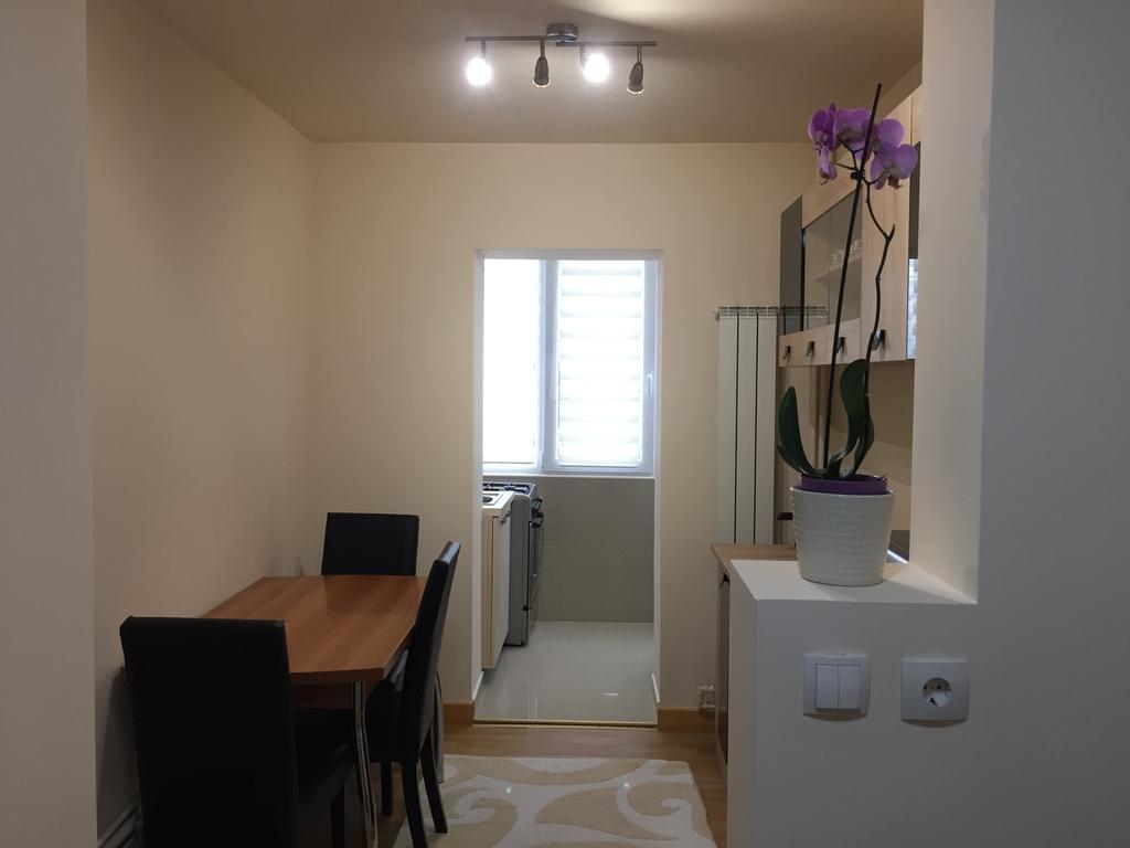 Boulevard Apartment Gran Varadino Esterno foto