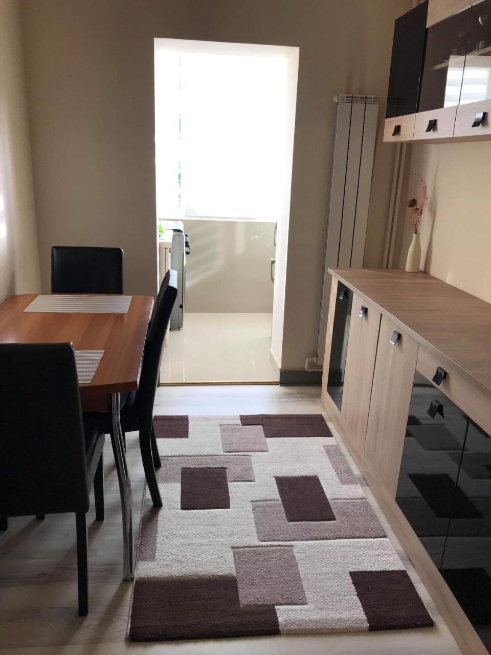 Boulevard Apartment Gran Varadino Esterno foto