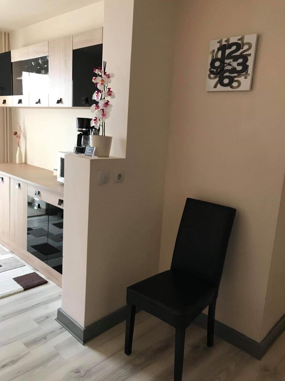 Boulevard Apartment Gran Varadino Esterno foto